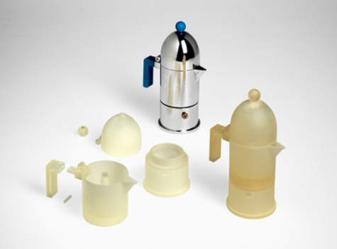 Picture 3. A very useful tool is 3D printing, which is only one possibility for rapid prototyping.  The aim is to simulate its physical characteristics (in a case of a pot for preparing coffee)